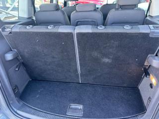 VOLKSWAGEN Touran usata, con Controllo trazione