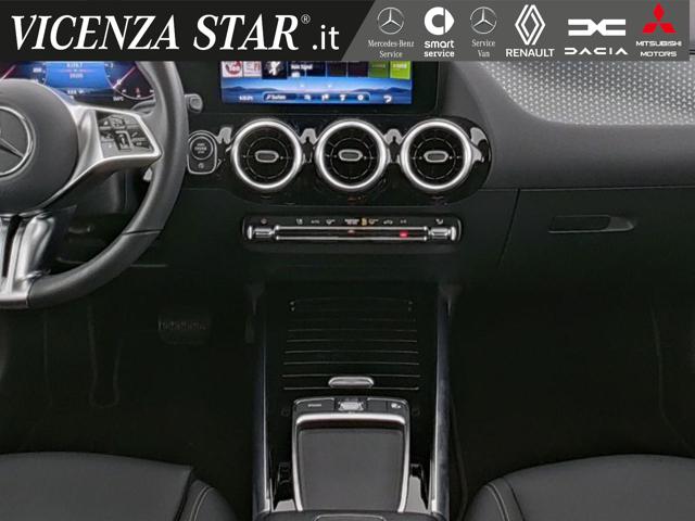 MERCEDES-BENZ GLA 180 usata, con Cerchi in lega