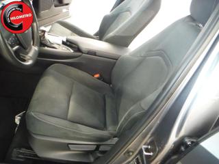 LEXUS UX 250h usata, con Alzacristalli elettrici