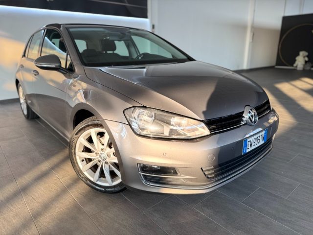 VOLKSWAGEN Golf usata, con Autoradio