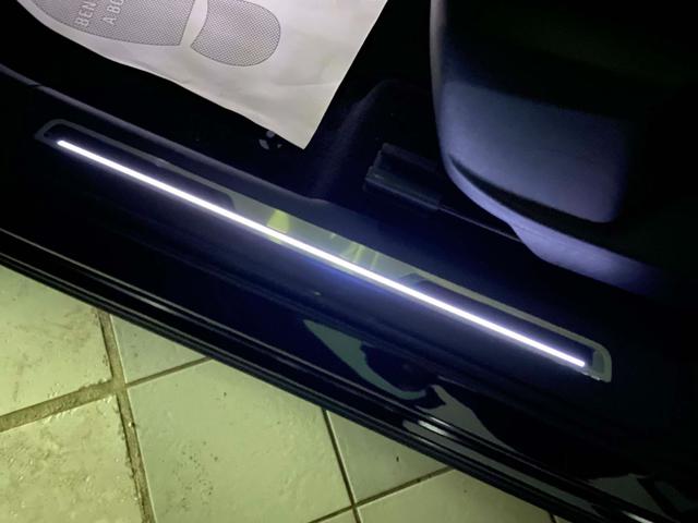 VOLKSWAGEN Tiguan usata, con Sistema di navigazione