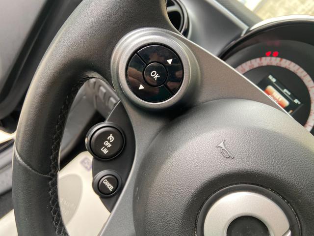 SMART ForTwo usata, con USB