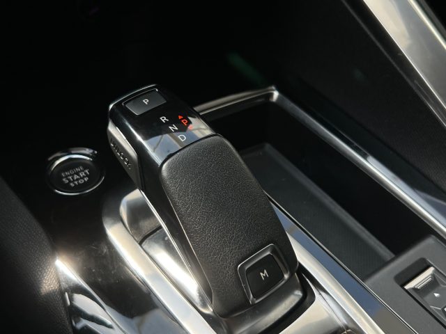 PEUGEOT 3008 usata, con Bluetooth