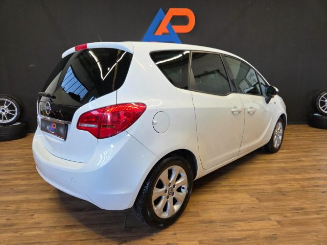 OPEL Meriva usata, con Autoradio