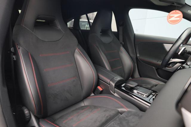 MERCEDES-BENZ CLA 200 usata, con Portellone posteriore elettrico