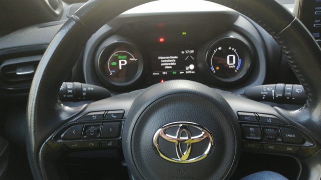 TOYOTA Yaris usata, con Cerchi in lega