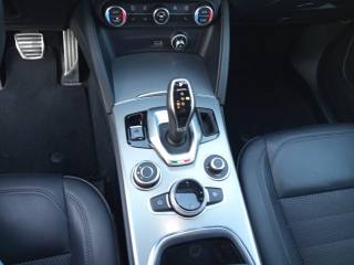 ALFA ROMEO Stelvio usata, con Interni in pelle