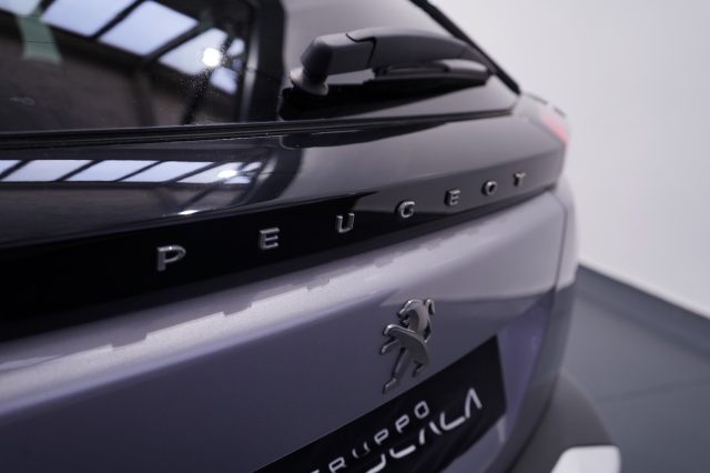 PEUGEOT 2008 usata, con Frenata d