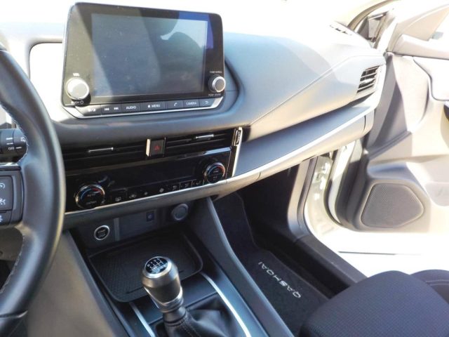 NISSAN Qashqai usata, con Autoradio digitale