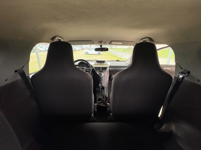TOYOTA iQ usata, con Specchietti laterali elettrici