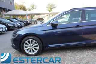 VOLKSWAGEN Passat Variant usata, con Lettore CD