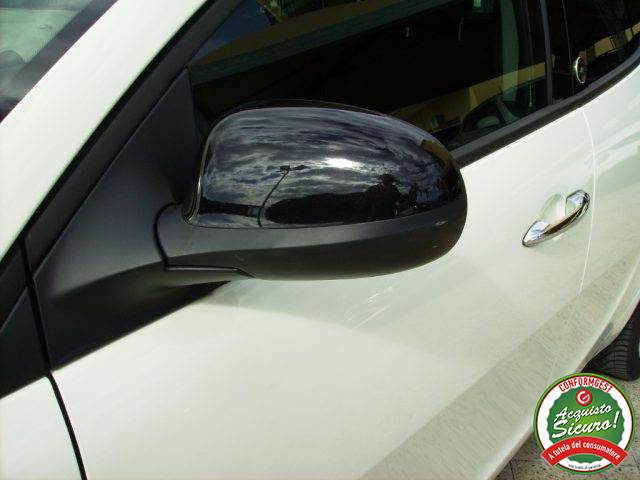 LANCIA Ypsilon usata 23
