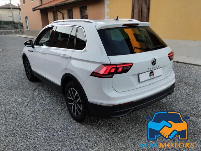 VOLKSWAGEN Tiguan usata, con Autoradio