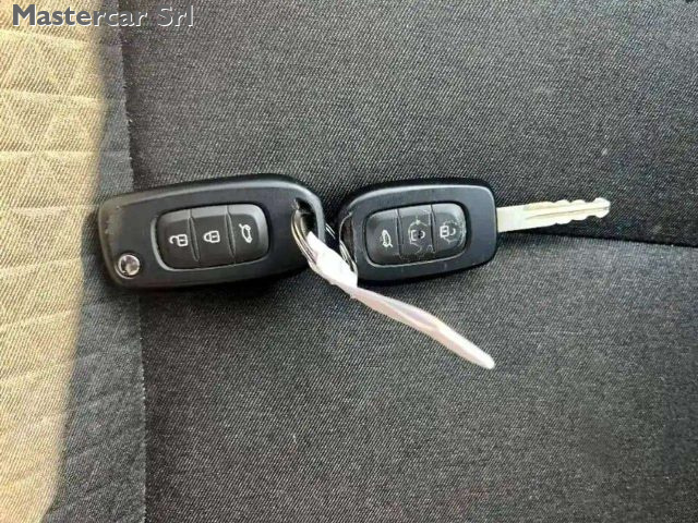 RENAULT Clio usata, con Immobilizzatore elettronico