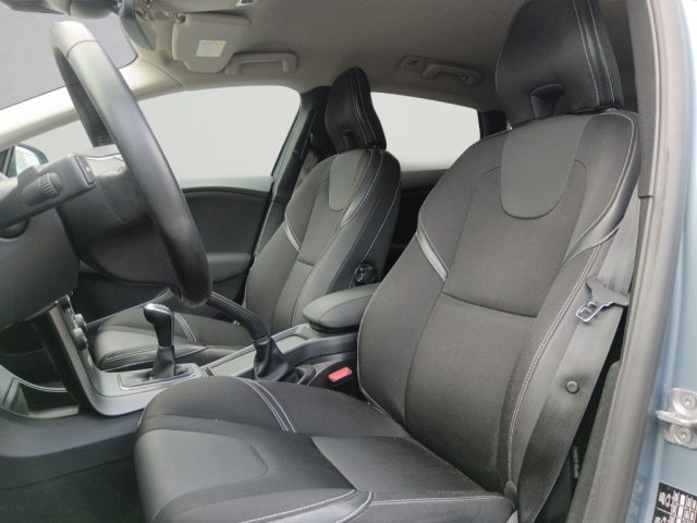 VOLVO V40 usata, con Autoradio