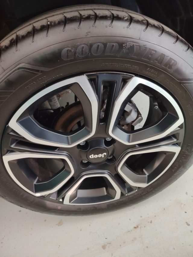 JEEP Avenger usata, con Servosterzo