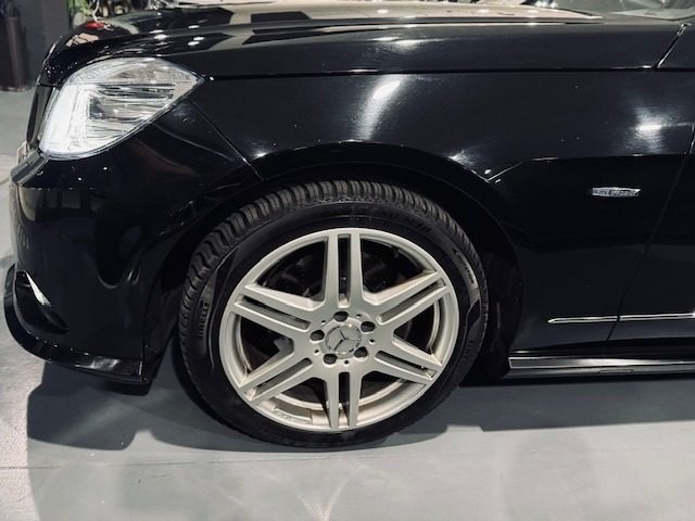 MERCEDES-BENZ E 350 usata, con Volante in pelle