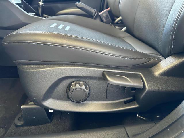 FORD Tourneo Courier usata, con Sedile posteriore sdoppiato