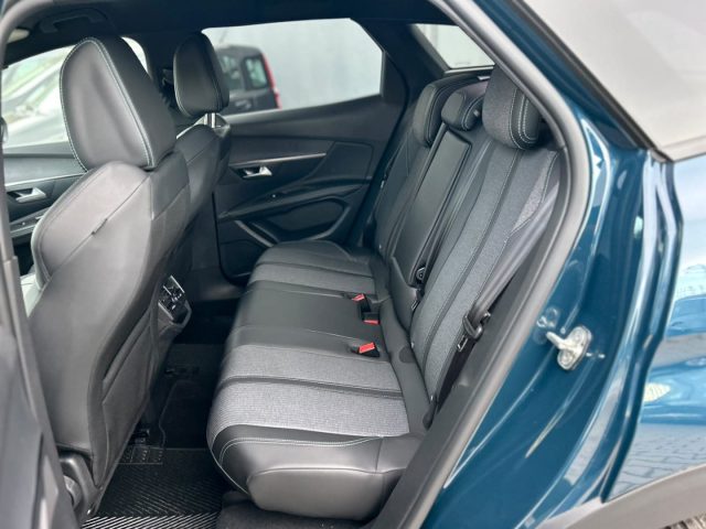 PEUGEOT 3008 usata, con Sedili sportivi