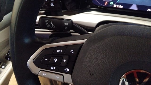 VOLKSWAGEN Golf usata, con Specchietti laterali elettrici
