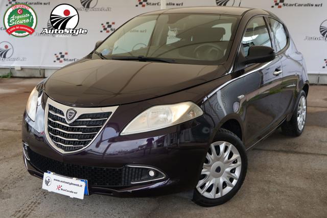 LANCIA Ypsilon usata, con ABS