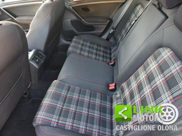 VOLKSWAGEN Golf GTI usata, con USB