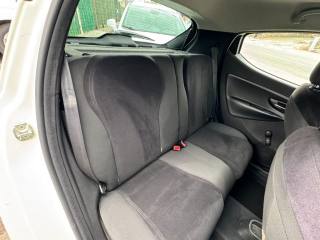 LANCIA Ypsilon usata, con Autoradio