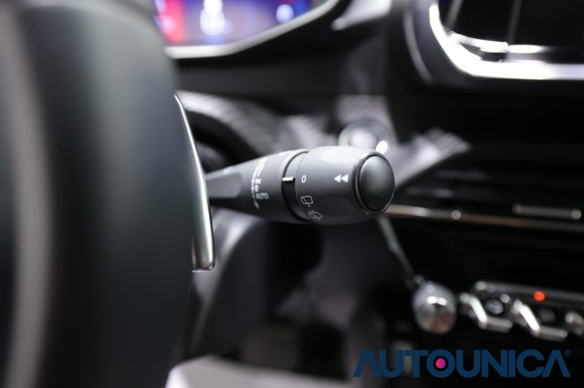 PEUGEOT 208 usata, con Chiusura centralizzata telecomandata