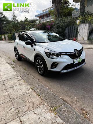 RENAULT Captur usata, con Park Distance Control