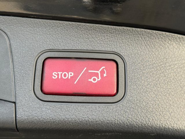 MERCEDES-BENZ GLA 200 usata, con Sensore di luce