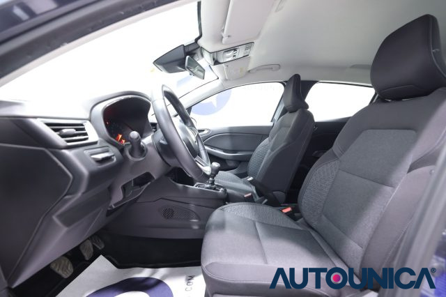 RENAULT Clio usata, con Touch screen