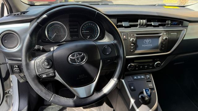 TOYOTA Auris usata, con Servosterzo