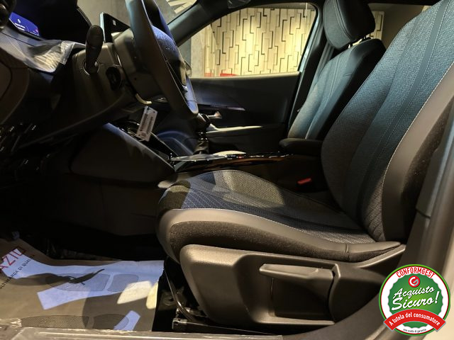 PEUGEOT 2008 usata, con Luci diurne LED