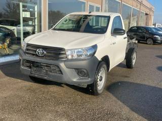 TOYOTA Hilux usata 2
