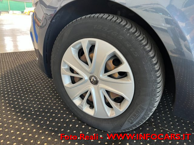 RENAULT Clio usata, con Vivavoce
