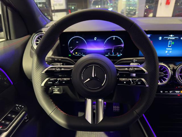 MERCEDES-BENZ GLA 200 usata, con Cerchi in lega