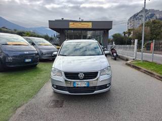 VOLKSWAGEN Touran usata, con Controllo trazione
