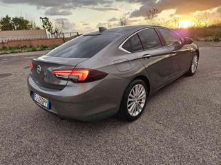 OPEL Insignia usata, con Airbag Passeggero