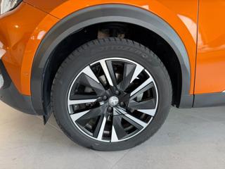 PEUGEOT 2008 usata, con Climatizzatore