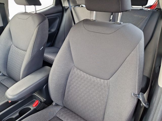 MAZDA 2 usata, con Autoradio digitale