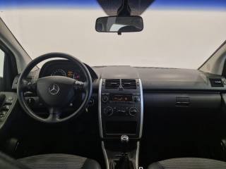 MERCEDES-BENZ A 150 usata, con Chiusura centralizzata