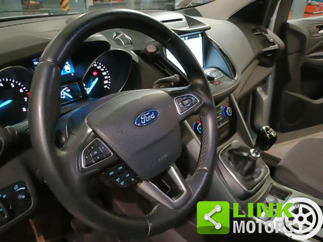 FORD Kuga usata, con USB