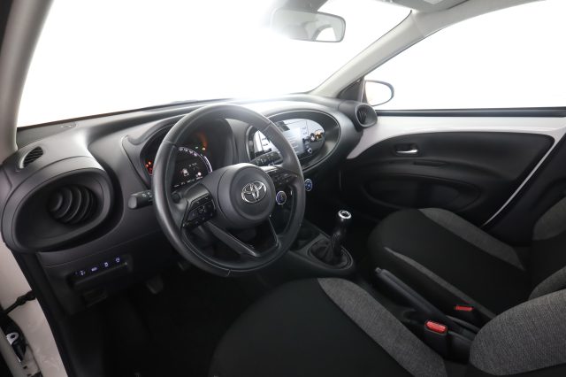 TOYOTA Aygo X usata 1