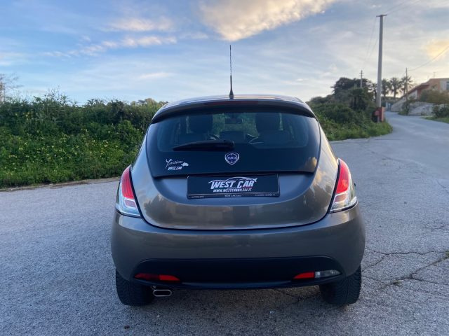 LANCIA Ypsilon usata, con Servosterzo