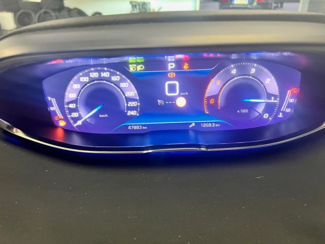 PEUGEOT 3008 usata, con Controllo automatico clima