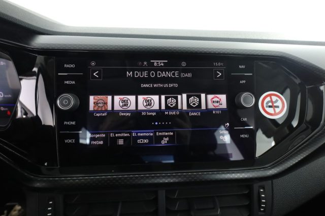VOLKSWAGEN T-Cross usata 17
