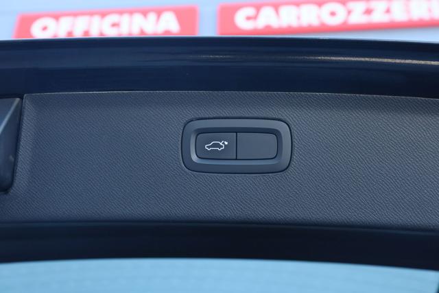 VOLVO XC90 usata, con Chiamata automatica per emergenze