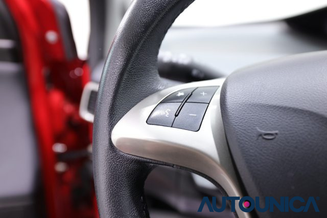 LANCIA Ypsilon usata, con Autoradio digitale