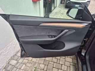 TESLA Model Y usata, con Autoradio