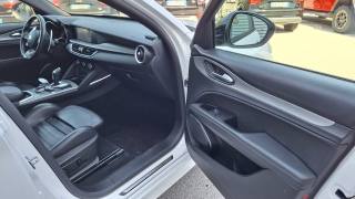 ALFA ROMEO Stelvio usata, con Chiusura centralizzata